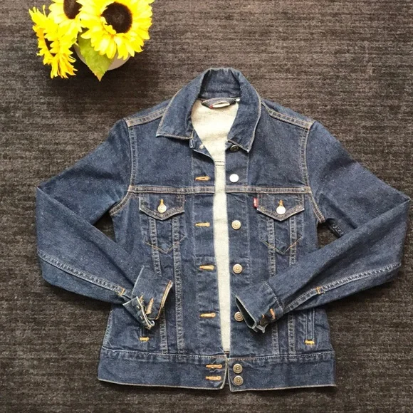 Levi’s Red Tab Jean Jacket - Picture 1 of 5